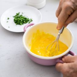 casserole paysanne rose pastel avec 2 anses