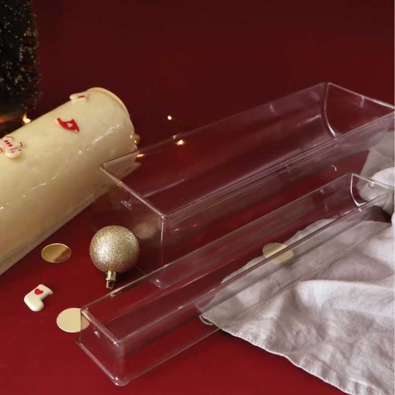deux moules à insert en plastique pour fêtes de Noël