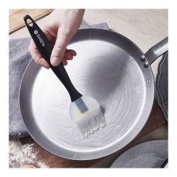 Pinceau en silicone pour préparer votre poêle