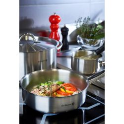 Plat cuisiné dans la sauteuse droite inox Prim’Appety