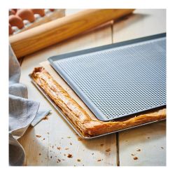 Plaque de cuisson perforée 40 x 30cm Choc De Buyer