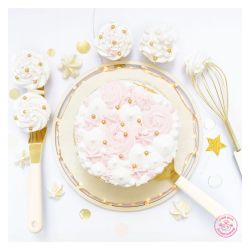 coffret d'ustensiles de cuisine dorés