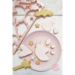 15 découpoirs biscuit "licorne"