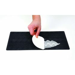 Tapis dentelle feuilles 55 millimètres