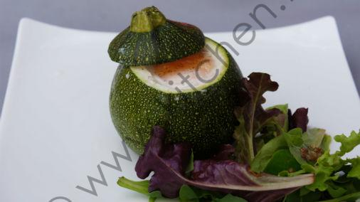 Œuf cocotte en habit de courgette