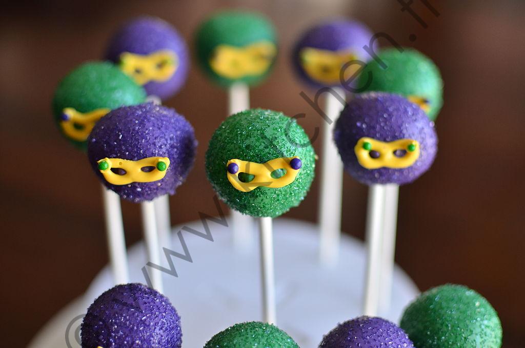 cake pops super heros